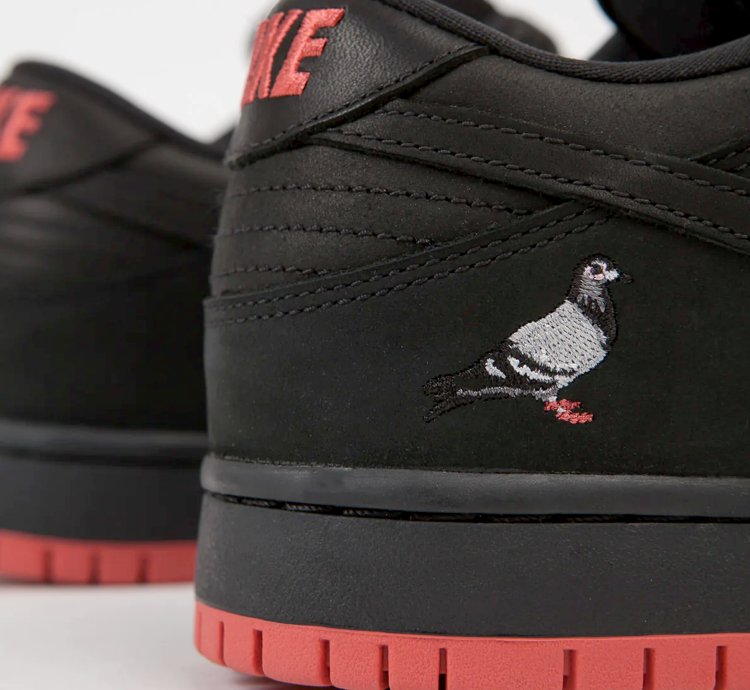 Nike Sb Dunk Pigeon Black