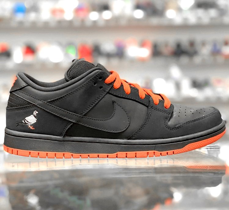 Nike Sb Dunk Pigeon Black