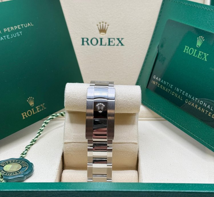 Rolex Datejust 36 New 2025 Silver Index Dial Stainless Steel Diamond Bezel Oyster Bracelet