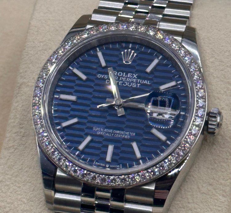 Rolex Datejust 36 Ref 126284rb Blue Motif Dial With Factory Diamond Bezel - New Unworn Full Set
