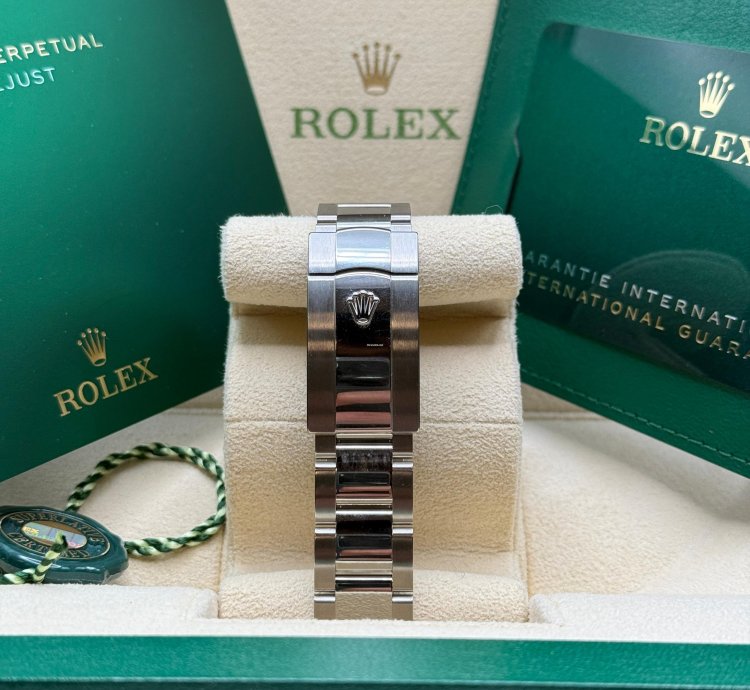 Rolex Datejust 36 Silver Index Dial Stainless Steel Diamond Bezel Oyster Bracelet