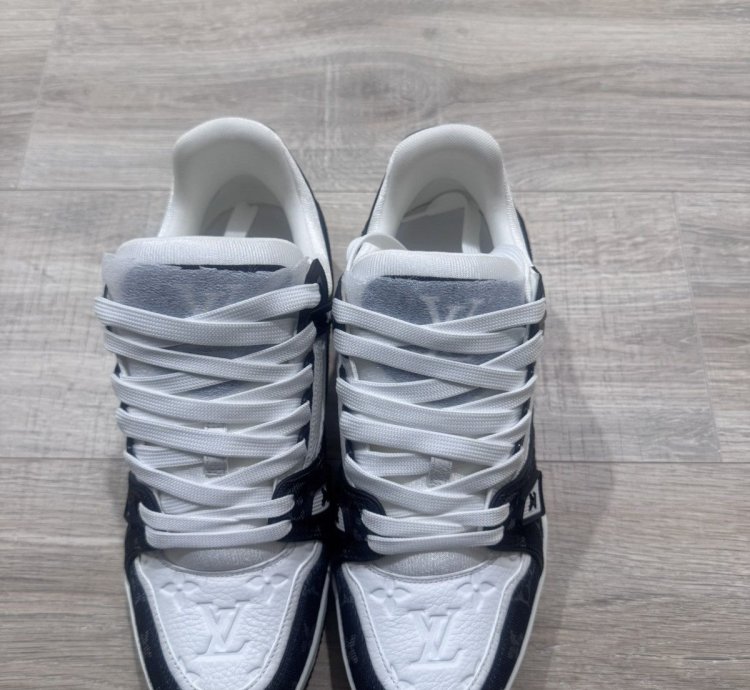 Louis Vuitton Mens Trainer
