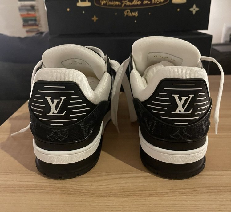 Louis Vuitton Monogram Leather Denim 1a9jgf Size 9 5 Lv