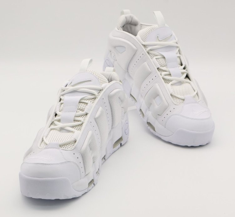 Nike Air More Uptempo Low Triple White