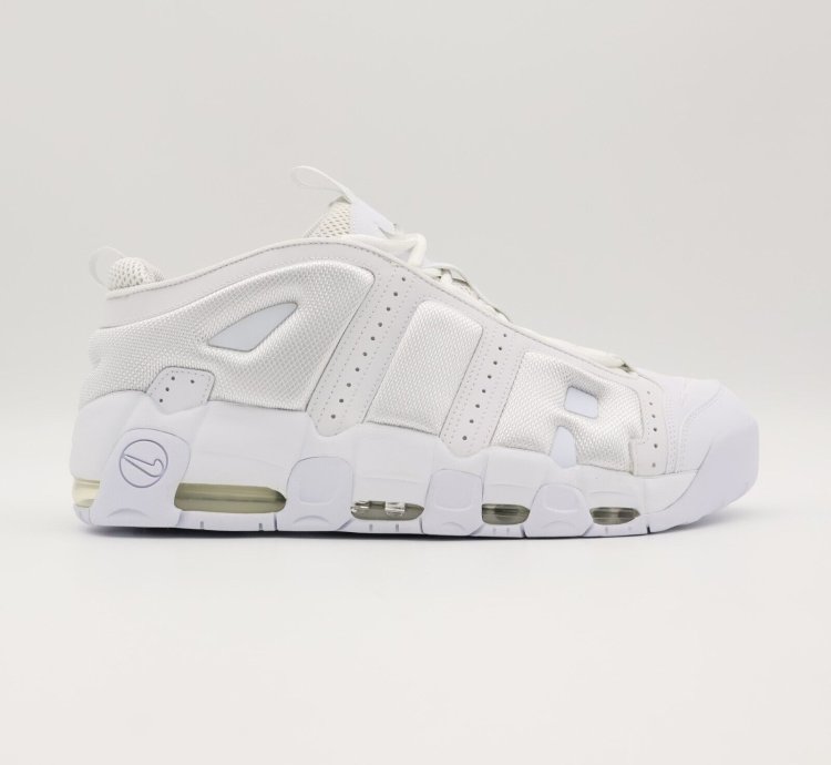Nike Air More Uptempo Low Triple White