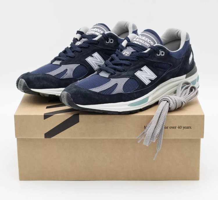 New Balance 991v2 Navy