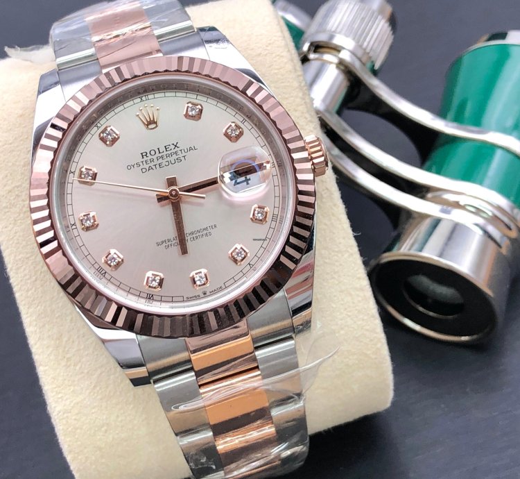 Rolex Datejust 41 126331g Sundust Dial Oyster