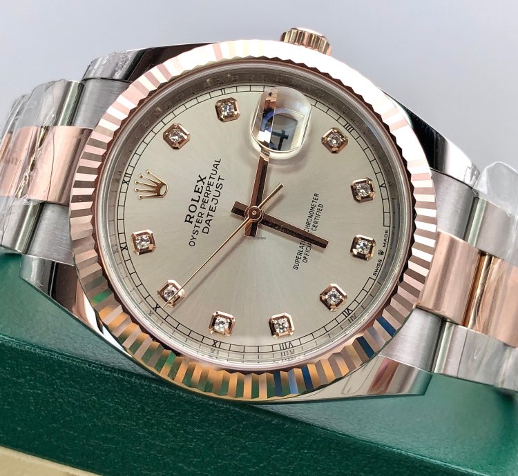 Rolex Datejust 41 126331g Sundust Dial Oyster
