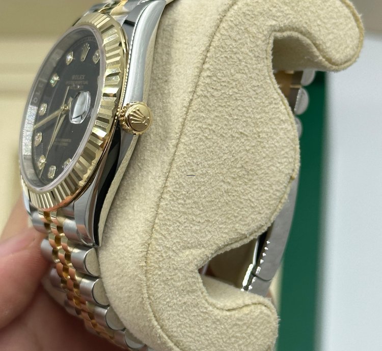 Rolex Datejust 41 126333g Black Jubilee