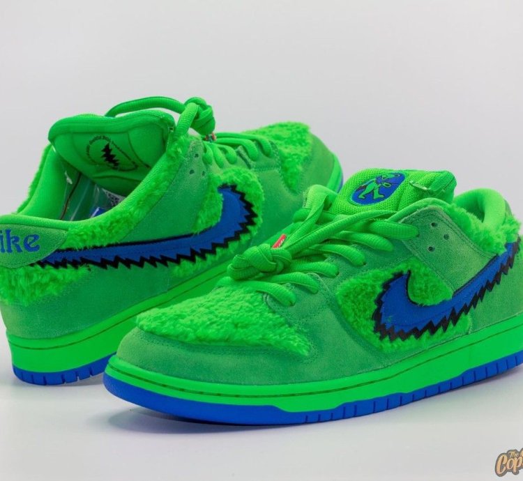 Grateful Dead X Nike Sb Dunk Green Bear Cj5378-300