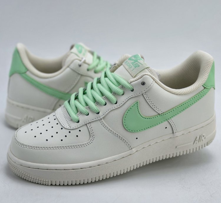 200 Nike Air Force 1 Low 07 White Light Green Cq5059-223 31