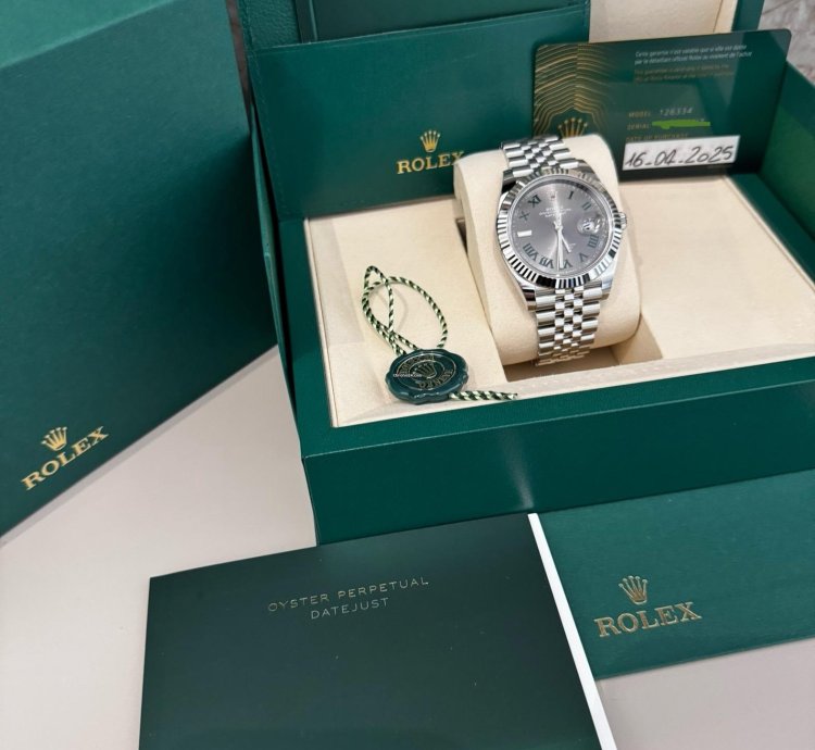 Rolex Datejust 41 Full Set Full Stickers New 2025