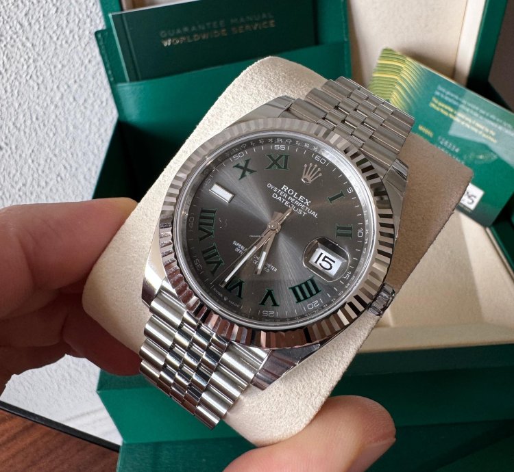 Rolex Datejust 41 Full Set Full Stickers New 2025