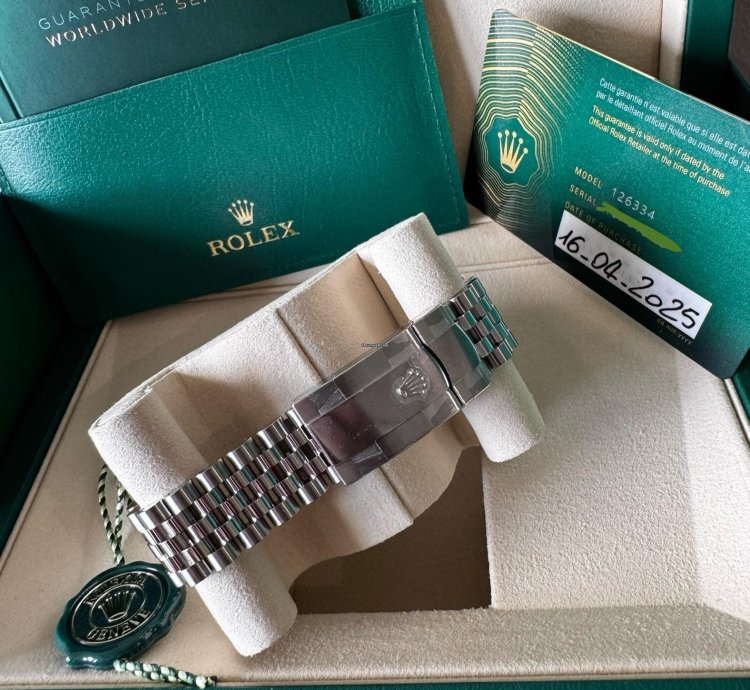 Rolex Datejust 41 Full Set Full Stickers New 2025