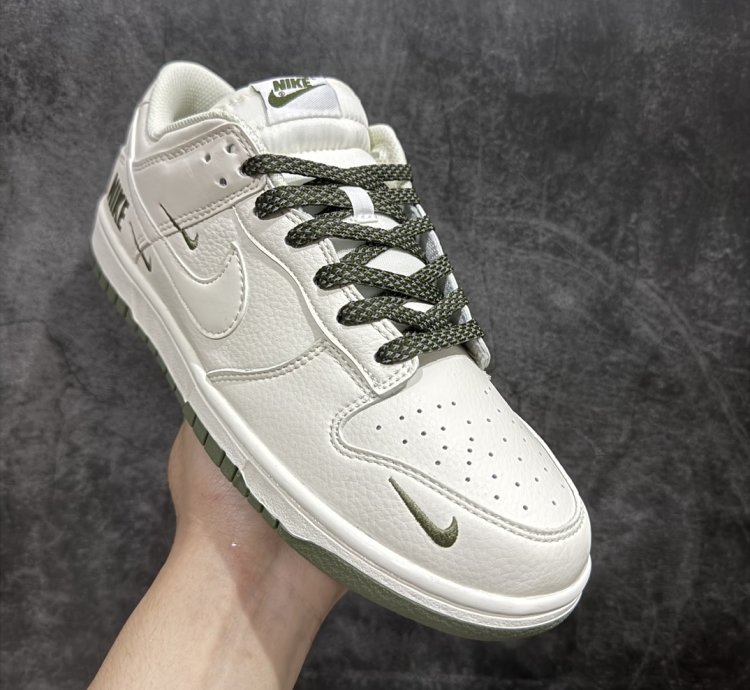 220 Nk Sb Dunk Low Joint Three-hook Military Green Color Lo123
