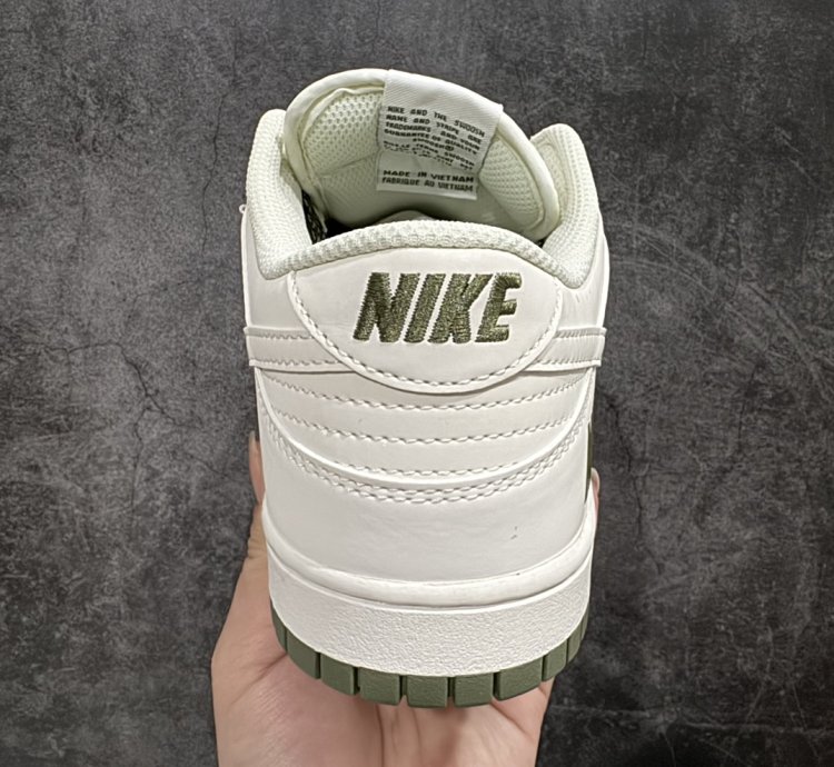 220 Nk Sb Dunk Low Joint Three-hook Military Green Color Lo123
