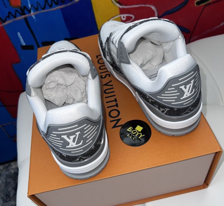 Louis Vuitton Monogram Trainers Lv7 5