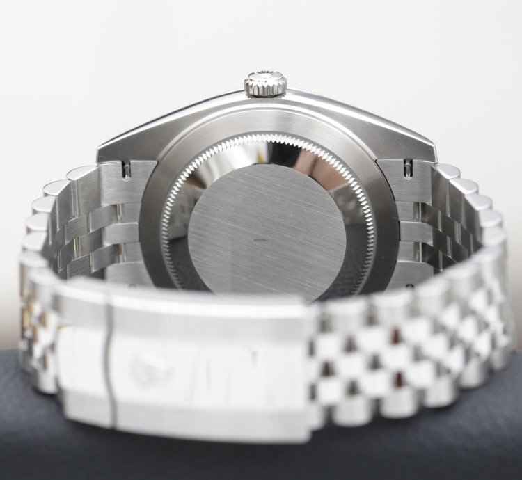 Rolex Datejust 41 Reference 126334 Green Fluted Motif