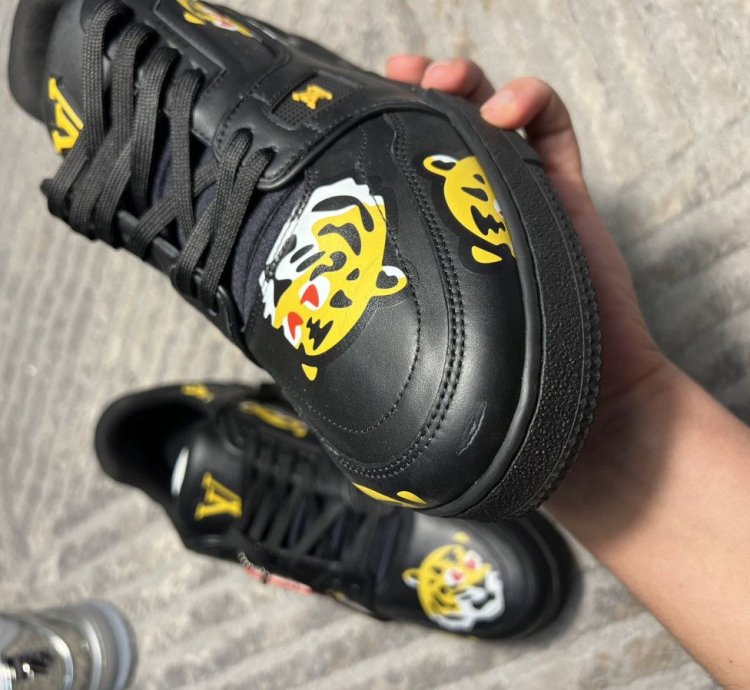 Louis Vuitton Nigo Tiger Trainer