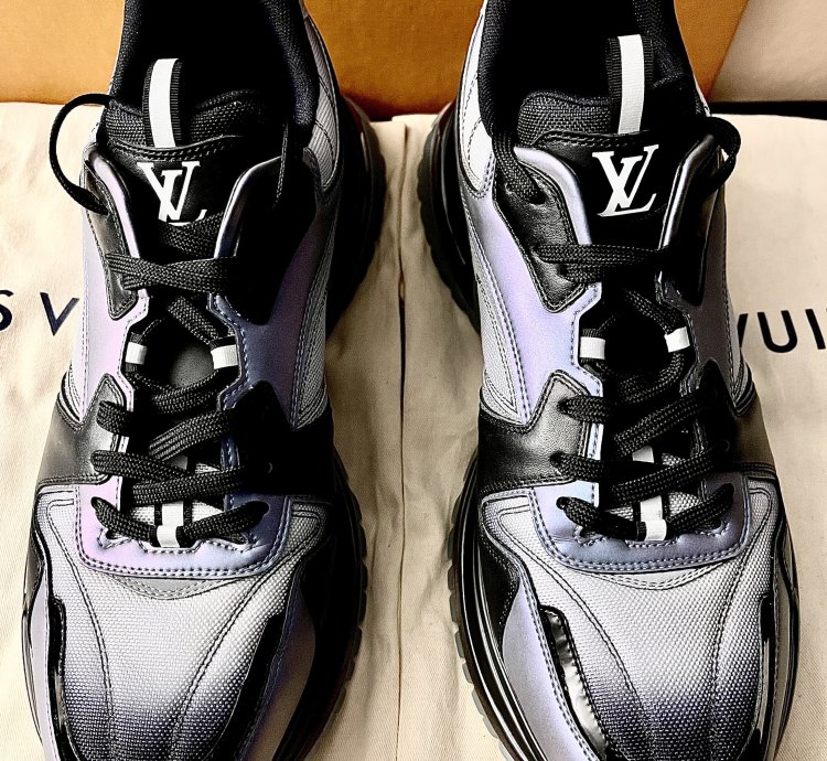 Louis Vuitton Nwb Uk 9 5 Run Away Pulse Sneakers 1a5ytg