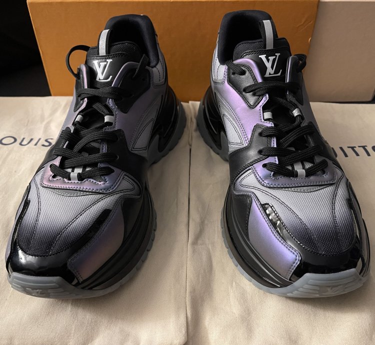 Louis Vuitton Nwb Uk 9 5 Run Away Pulse Sneakers 1a5ytg
