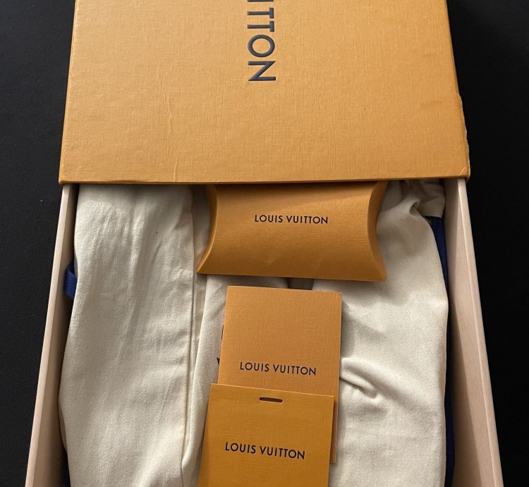 Louis Vuitton Nwb Uk 9 5 Run Away Pulse Sneakers 1a5ytg