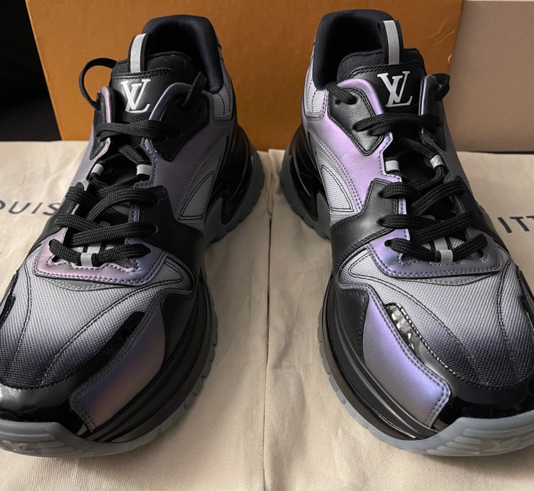 Louis Vuitton Nwb Uk 9 5 Run Away Pulse Sneakers 1a5ytg