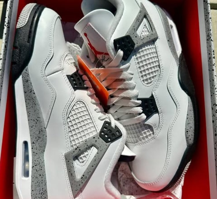 Air Jordan 4 Retro White Cement