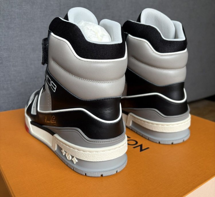 Louis Vuitton Og Hi-top Trainer Sneaker