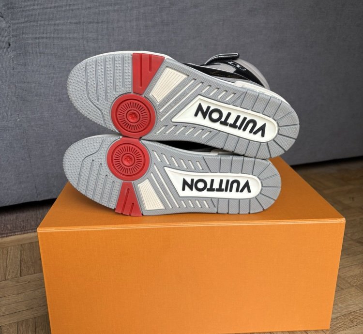 Louis Vuitton Og Hi-top Trainer Sneaker