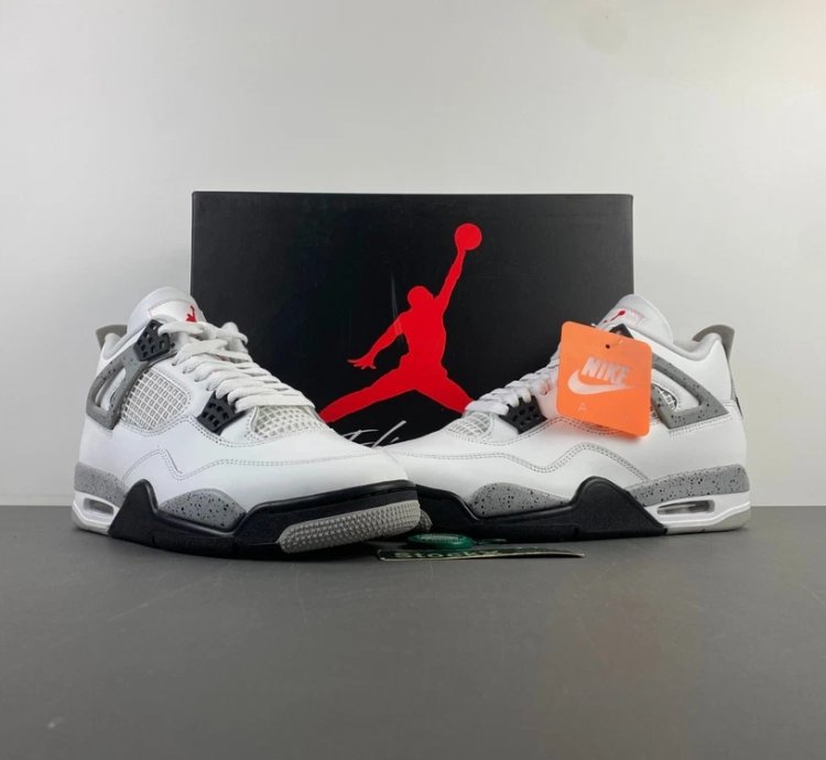 Air Jordan 4 Retro White Cement