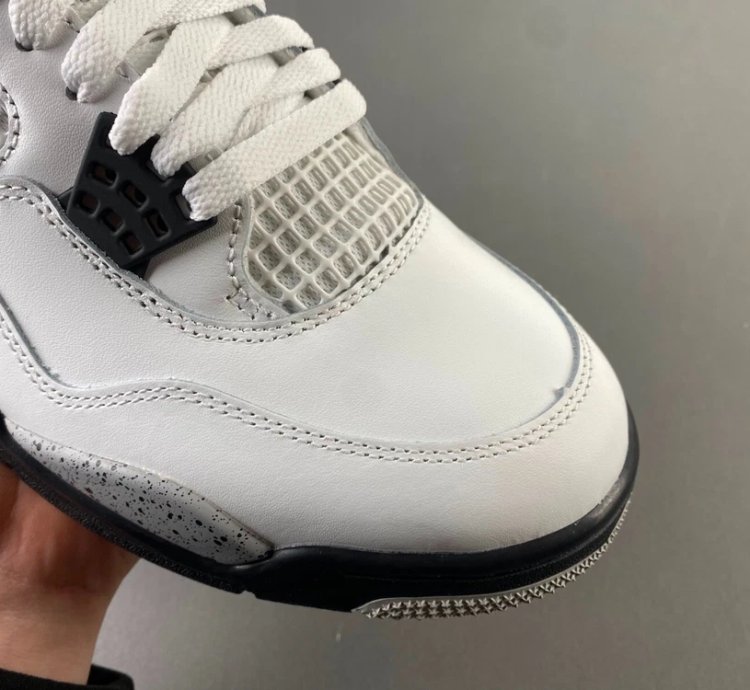 Air Jordan 4 Retro White Cement
