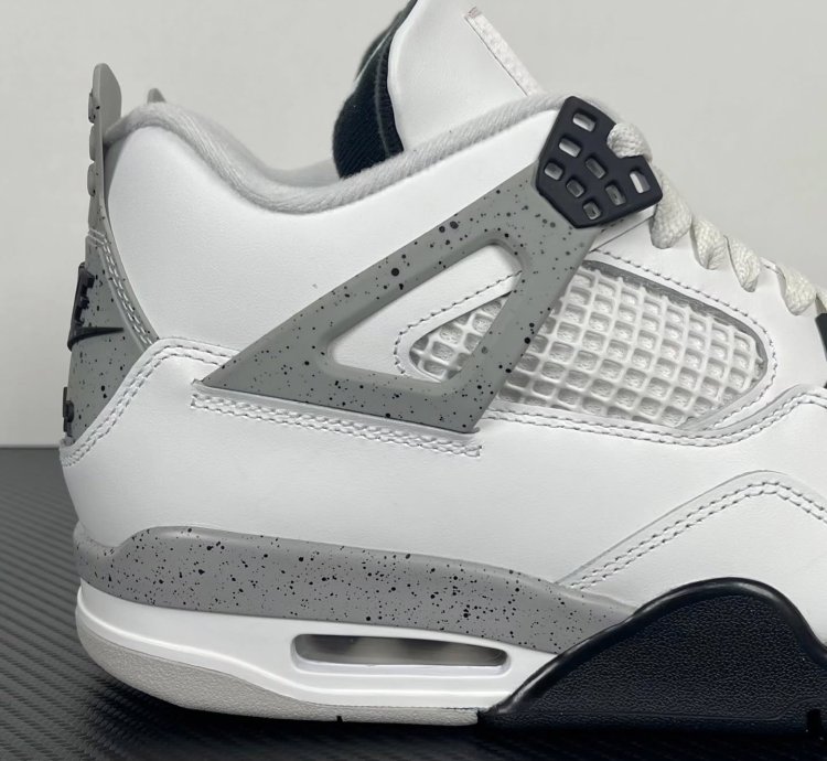 Air Jordan 4 Retro White Cement