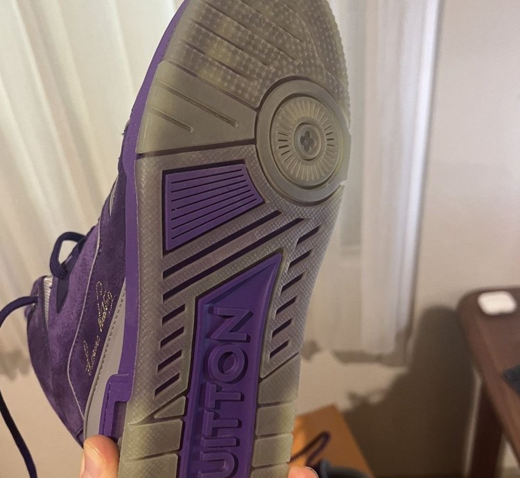 Louis Vuitton Purple Nubuck Leather