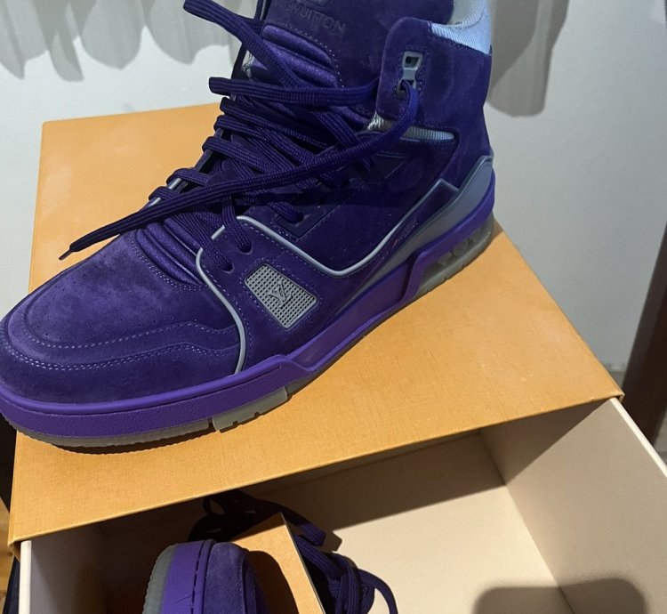 Louis Vuitton Purple Nubuck Leather