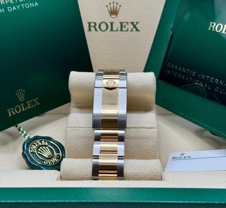Rolex Daytona 116503 Black Dial Discontinued Two Tone Yellow Gold - Unworn 2023