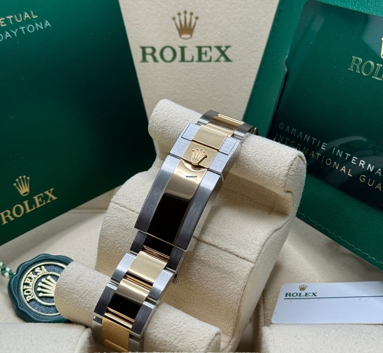 Rolex Daytona 116503 Black Dial Discontinued Two Tone Yellow Gold - Unworn 2023