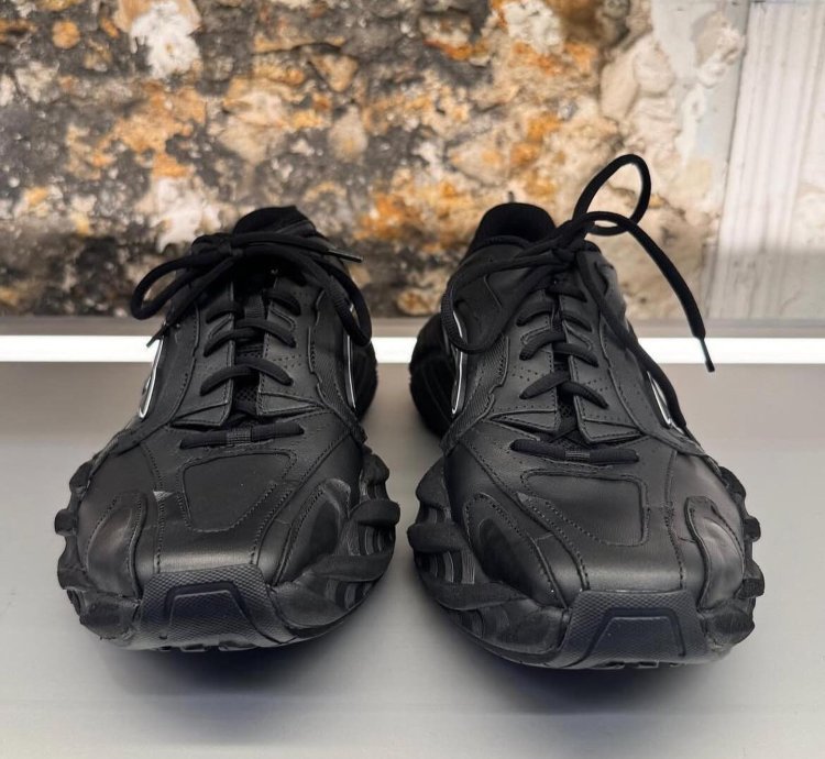 Balenciaga Monday Shoe black