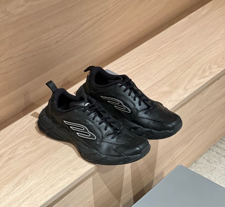 Balenciaga Monday Shoe black
