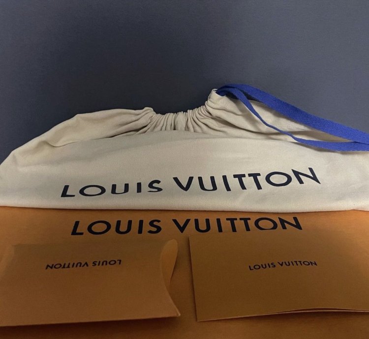 Louis Vuitton Rivoli