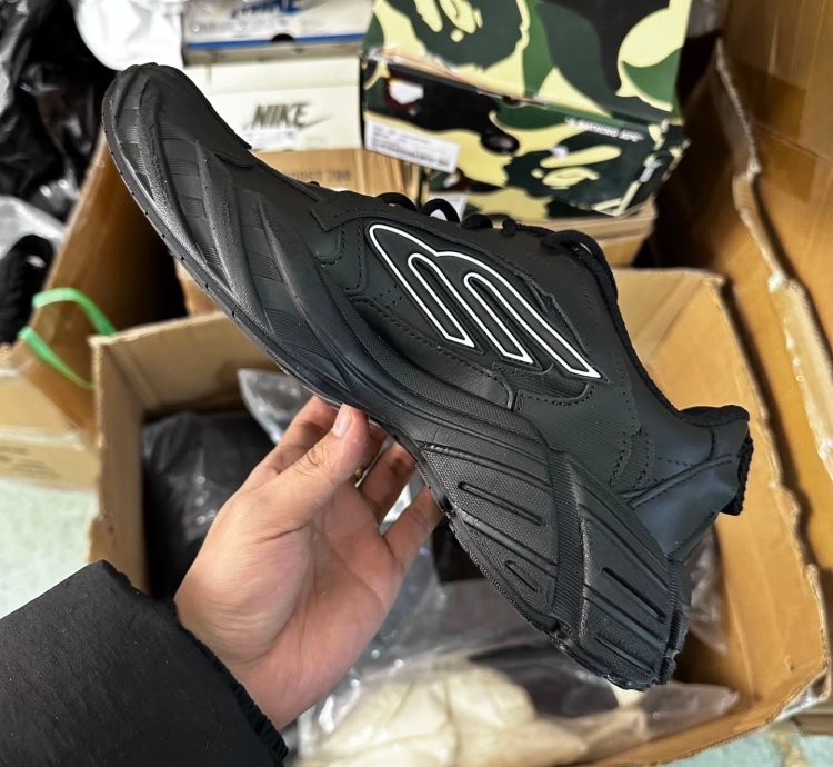 Balenciaga Monday Shoe black