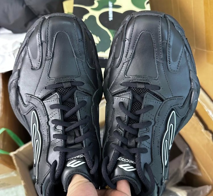 Balenciaga Monday Shoe black