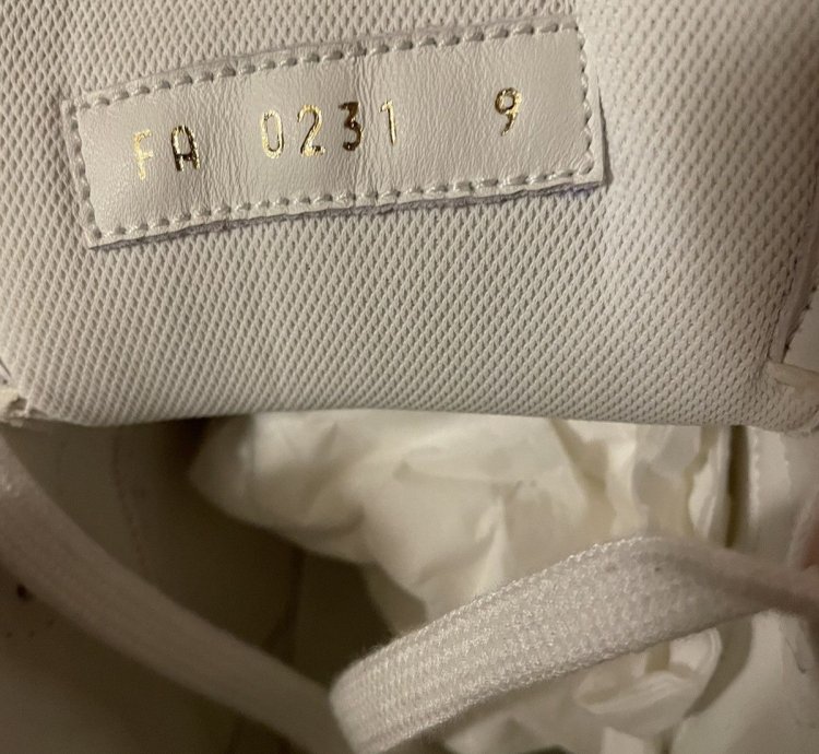 Louis Vuitton Rivoli High Top Sneaker Size 9 White Blue