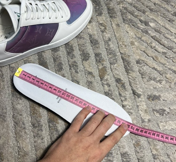 Louis Vuitton Rivoli Sneaker