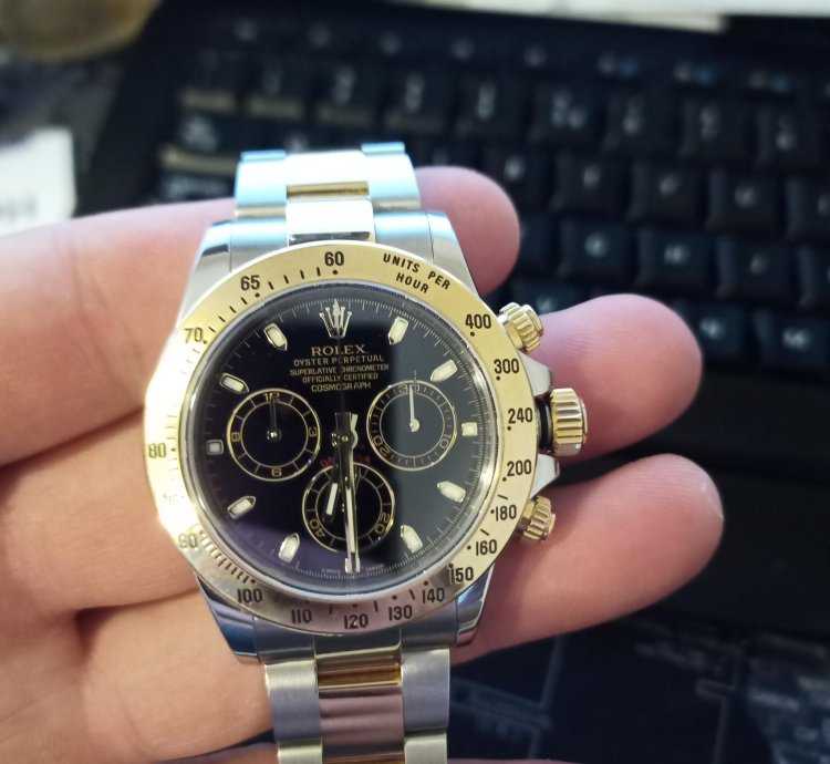 Rolex Daytona 40mm Stainless Steel 18ct Yellow Gold Oyster Full Set