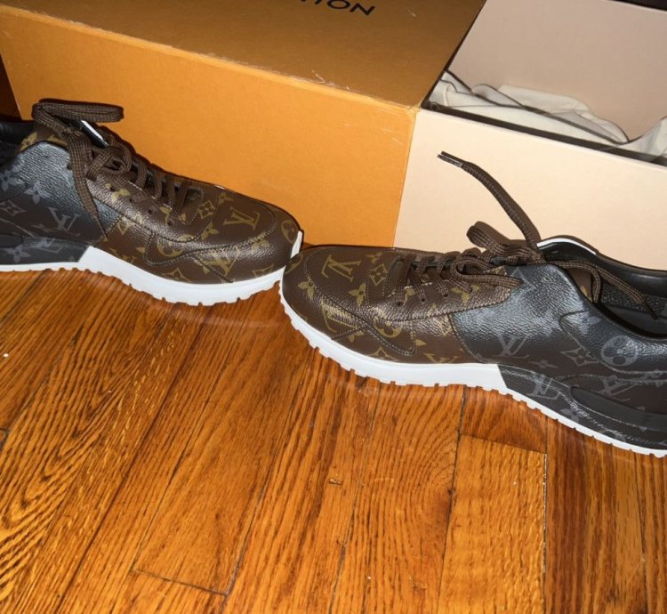 Louis Vuitton Run Away Tri-color