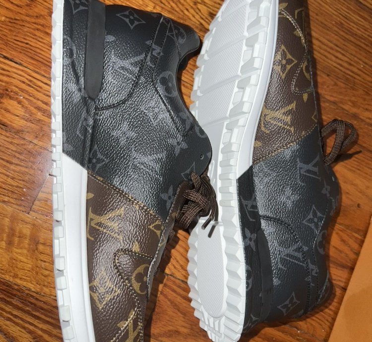 Louis Vuitton Run Away Tri-color