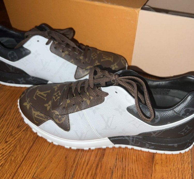 Louis Vuitton Run Away Tri-color