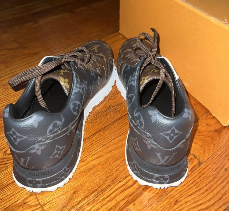 Louis Vuitton Run Away Tri-color