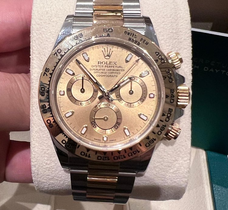 Rolex Daytona Champagne Dial Yellow Gold Steel